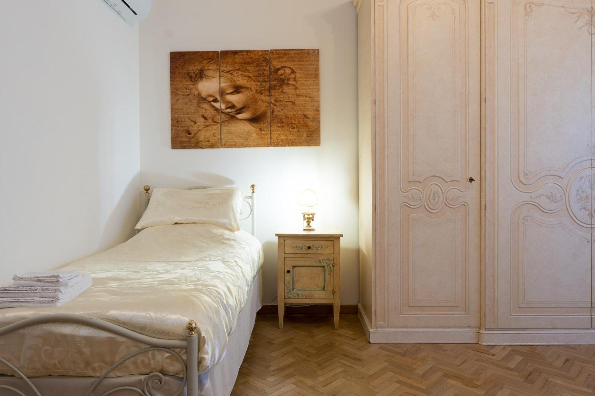 Art Rooms Арецо Екстериор снимка