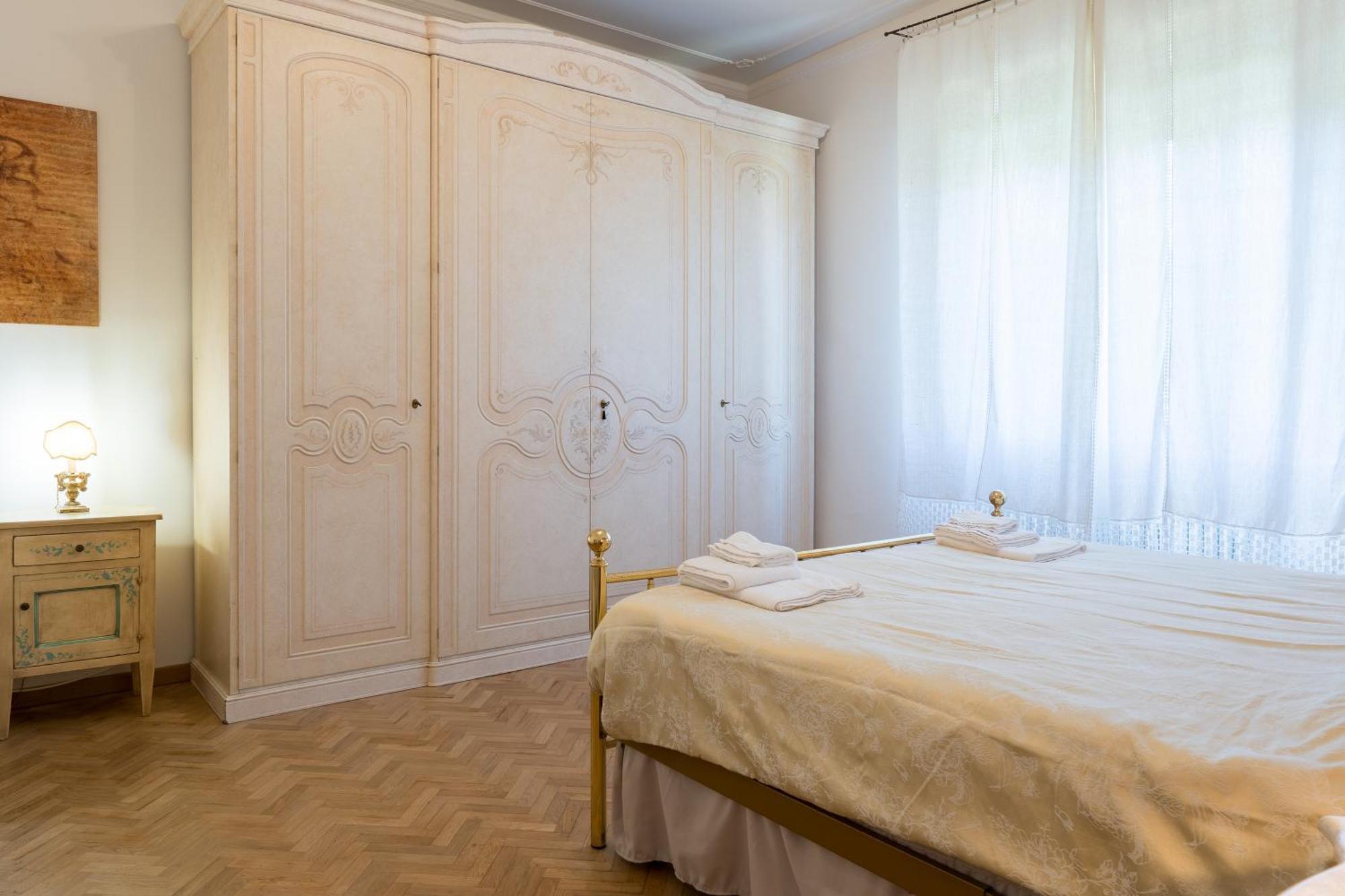 Art Rooms Арецо Екстериор снимка